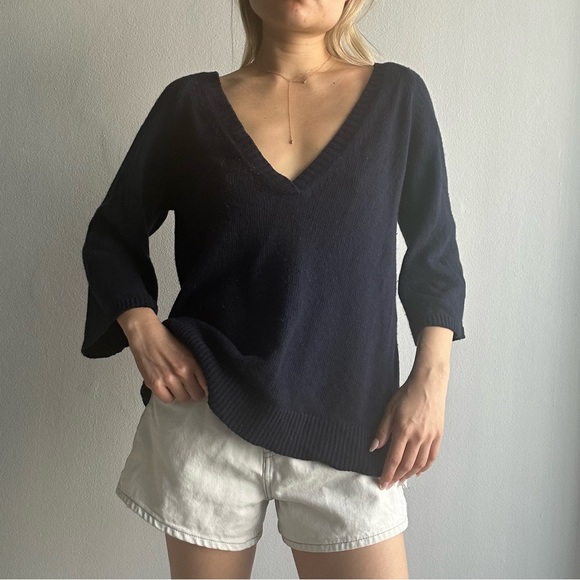 Massimo Dutti Sweaters - Massimo Dutti Wool Cashmere Blend V Neck Quarter Sleeves Sweater in Navy Blue